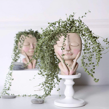 Charger l&#39;image dans la visionneuse de la galerie, Vase à fleurs tête de fille
