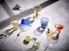 Carica l&#39;immagine nel visualizzatore della galleria, Swirl Wine Glass Nude
